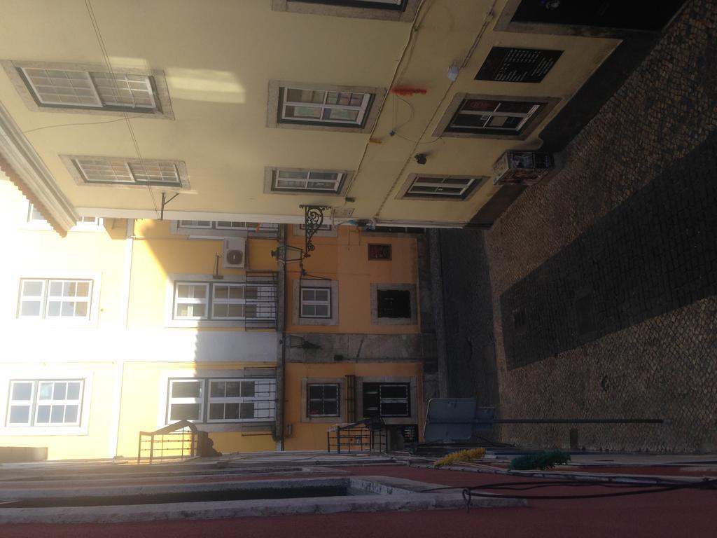 Lisbon Best Hostel Esterno foto